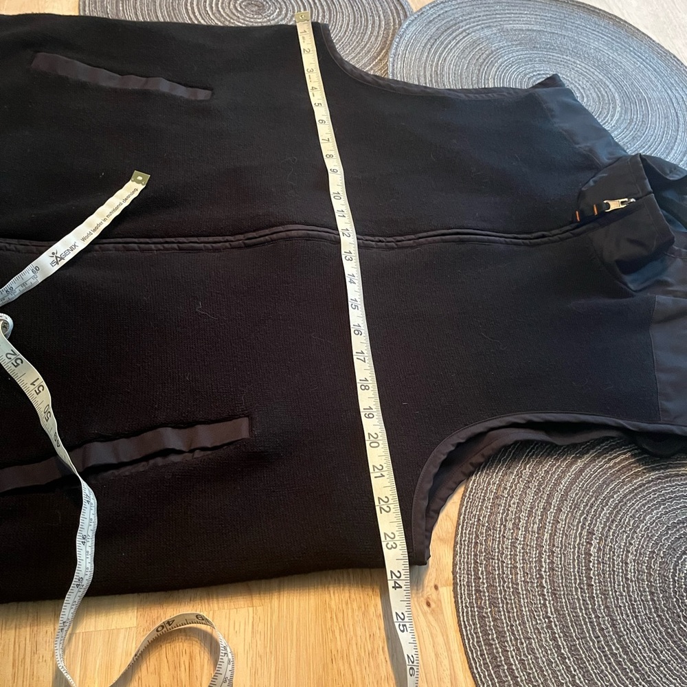 Weatherproof vest - Picture 6 of 8